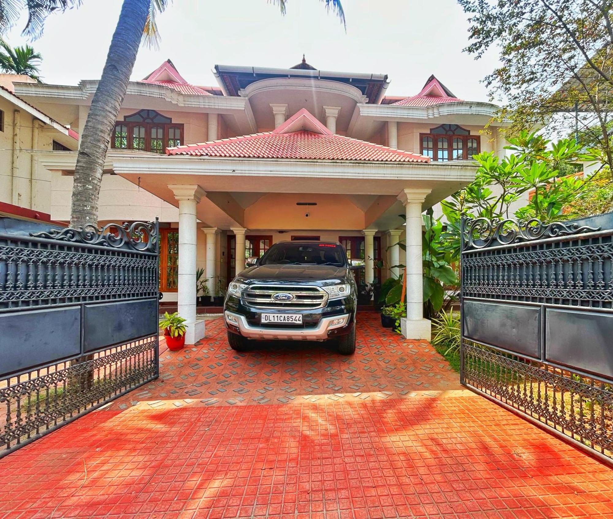 La Casa Trivandrum 4 Bhk Ac Luxury Villa At City Centre, Just 6 Kms To Airport Thiruvananthapuram Kültér fotó