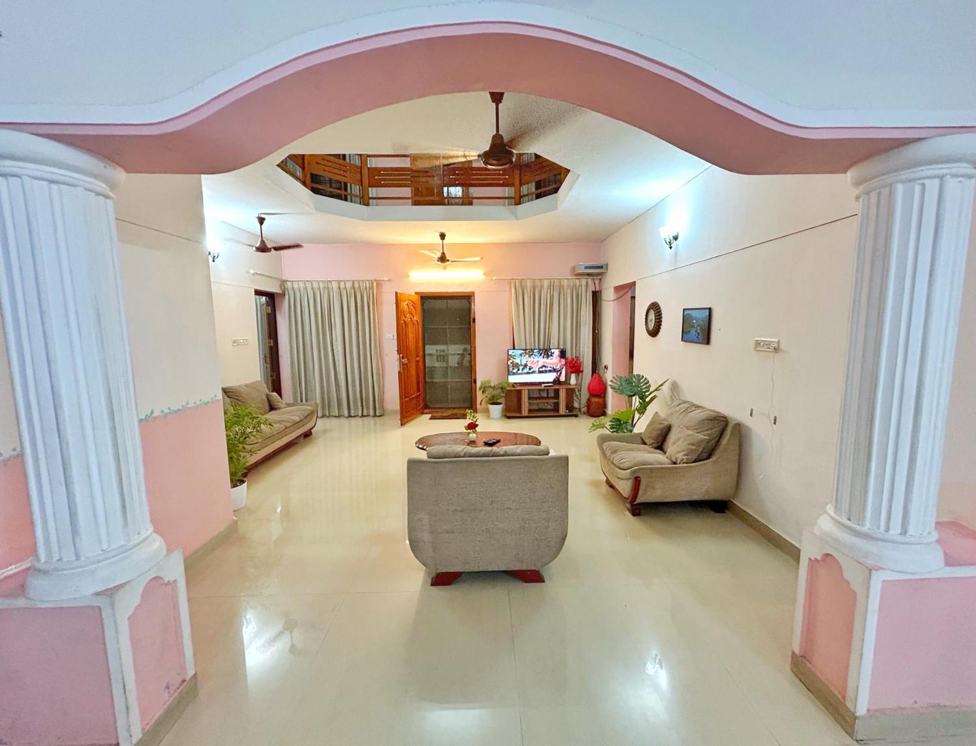 La Casa Trivandrum 4 Bhk Ac Luxury Villa At City Centre, Just 6 Kms To Airport Thiruvananthapuram Kültér fotó