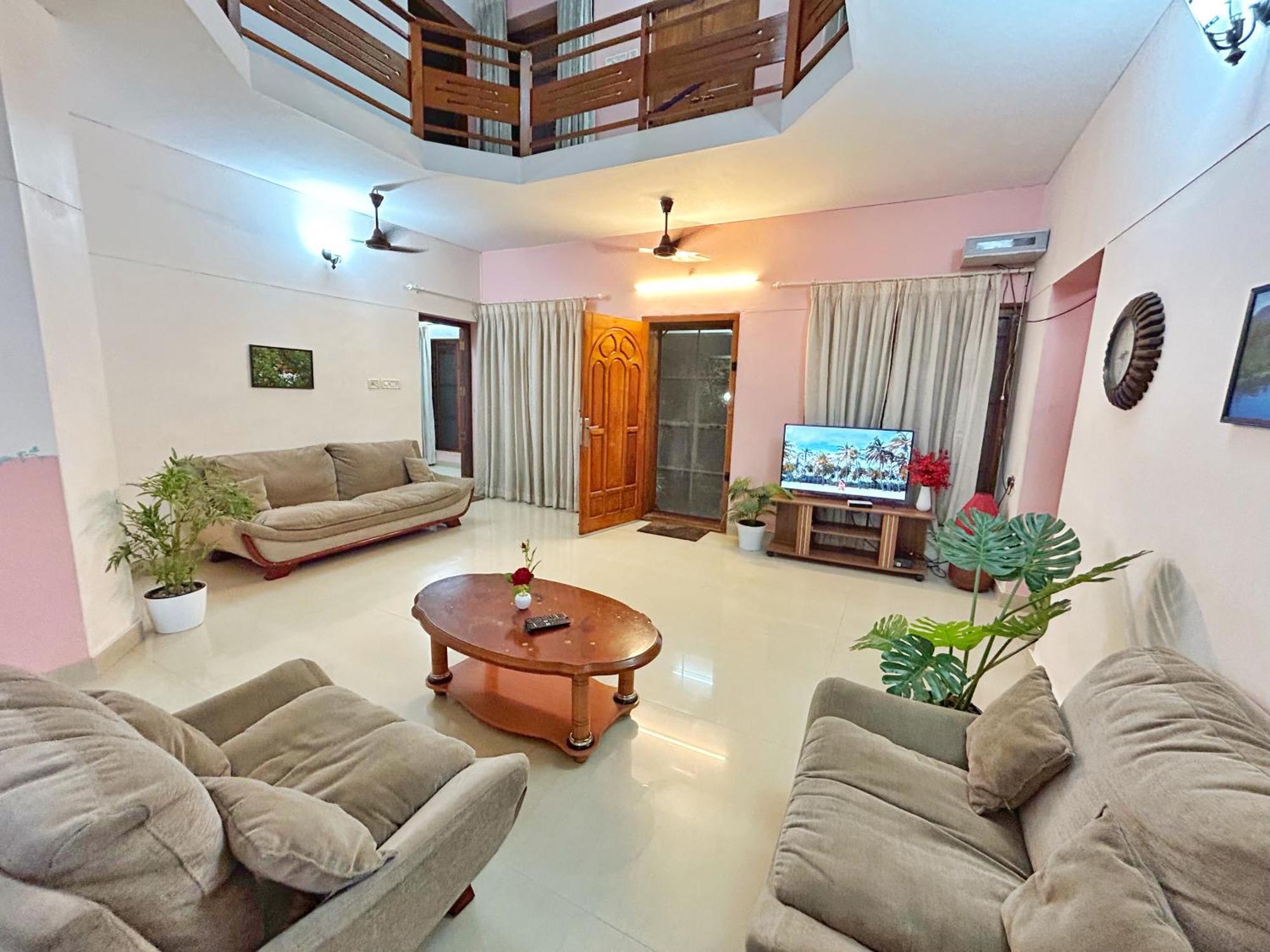 La Casa Trivandrum 4 Bhk Ac Luxury Villa At City Centre, Just 6 Kms To Airport Thiruvananthapuram Kültér fotó